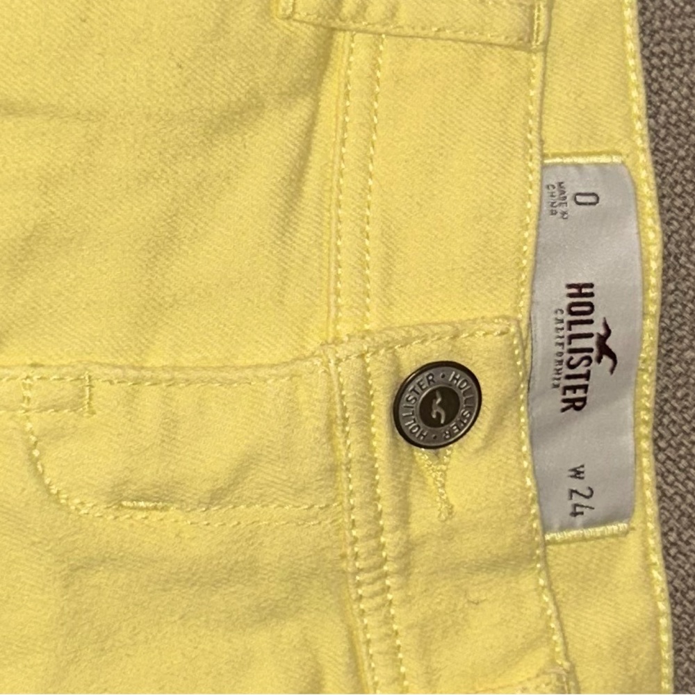 Closet cleaning Hollister’s teen shorts size 0